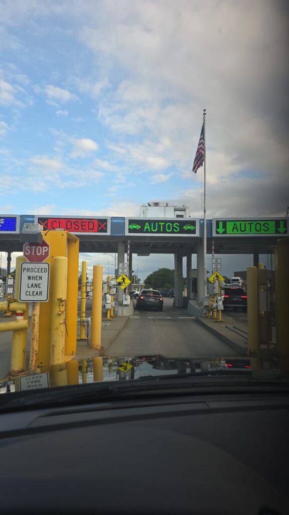 "Buffalo border crossing at Fort Erie providing easy access for Pearson Toronto Airport Taxi and Limo Service customers."