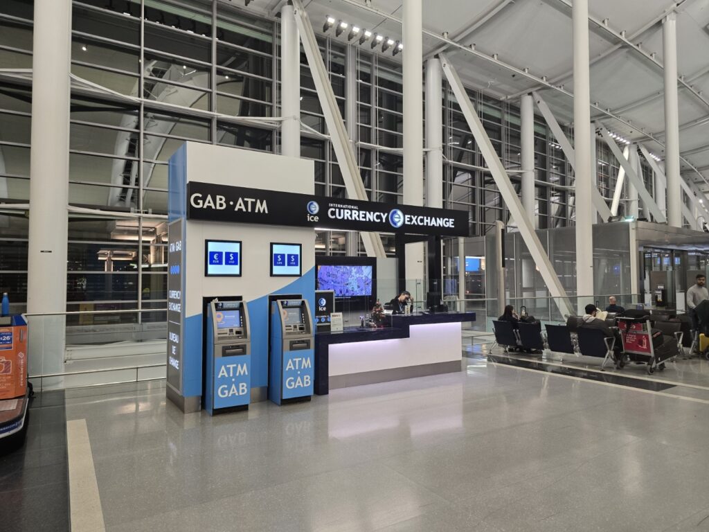 money exchange at pearson toronto airport deprature terminal 1